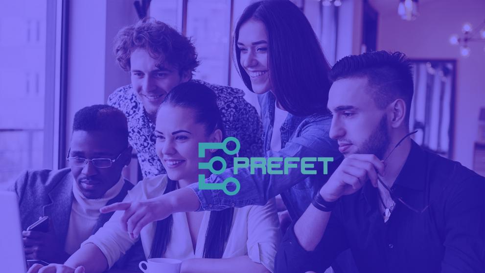 © European Commission A group of five young people is sitting together, looking at the computer screen, while a word 'PERFET' is written in the middle (picture is using a violet filter on the top)