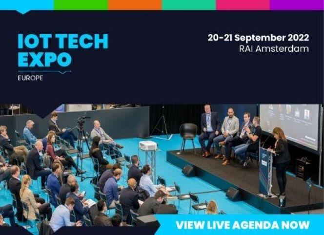 © TechEx image of conference and people on stage