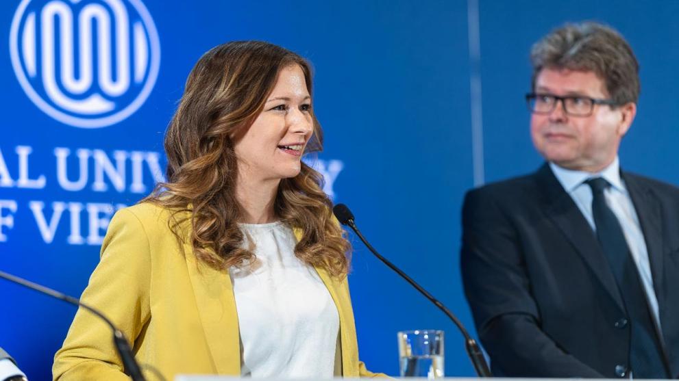 State Secretary Claudia Plakolm, Source: BKA On April 16, 2024, State Secretary Claudia Plakolm (pictured) took part in a press conference on the Digital Innovation School.