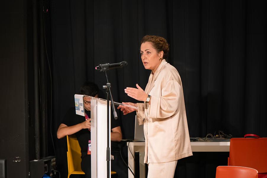 Training and citizenship in times of digital transformation: a shared challenge