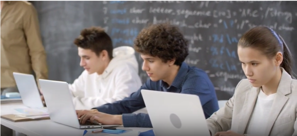 Technology in the classroom in Spain: a tool for 21st century learning