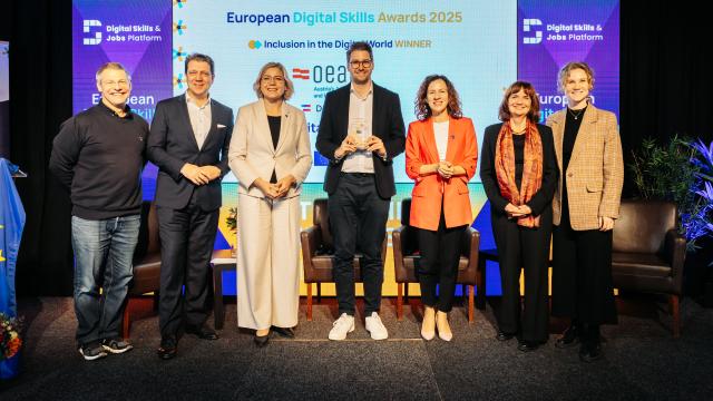 Inclusion in the digital world winner: Digital Überall (Digital Everywhere)